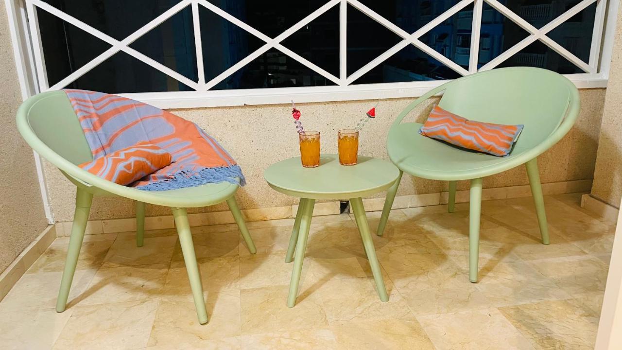Beautiful Studio Two Steps To The Beach Torrevieja Bagian luar foto