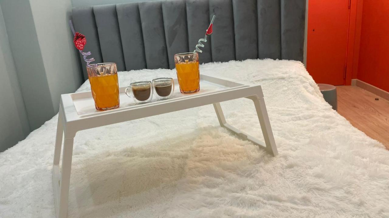 Beautiful Studio Two Steps To The Beach Torrevieja Bagian luar foto